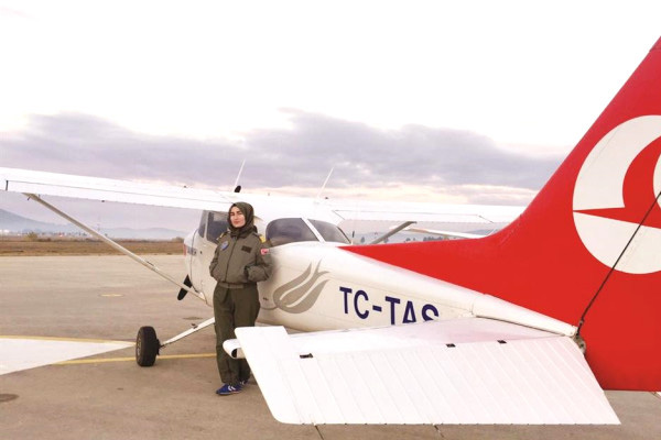 Başörtülü pilotlar geliyor
