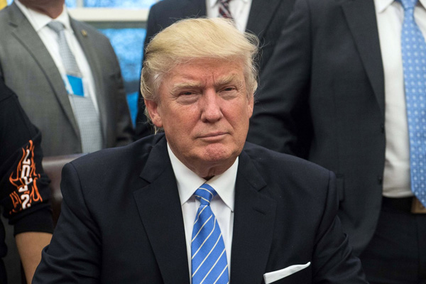 'Trump'ın danışmanı, MOSSAD Başkanı ile gizlice görüştü'