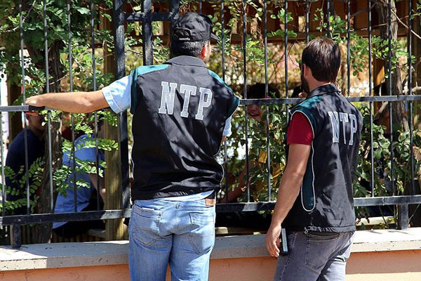 İstanbul'da Narkotim ekiplerinden okul çevresi denetimi