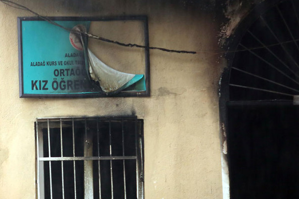 Adana'daki yurt yöneticileri tekrar tutuklandı