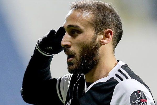 Cenk Tosun'un golü en güzel gol seçildi