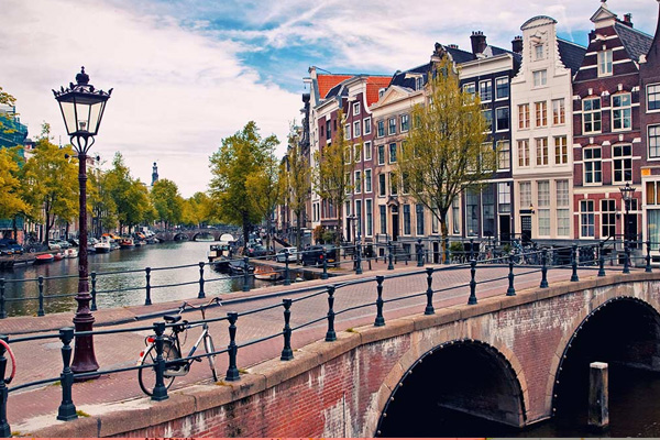 'Amsterdam'dan Hollanda'dan ayrılabilir'