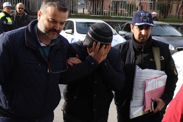 28 polise ByLock gözaltısı