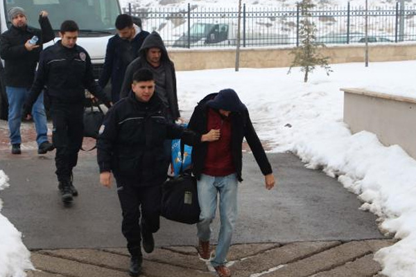 Sivas'ta FETÖ'den gözaltı sayısı 59'a yükseldi