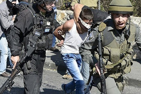 İsrail hapishanelerindeki Filistinli çocukların sayısı artıyor