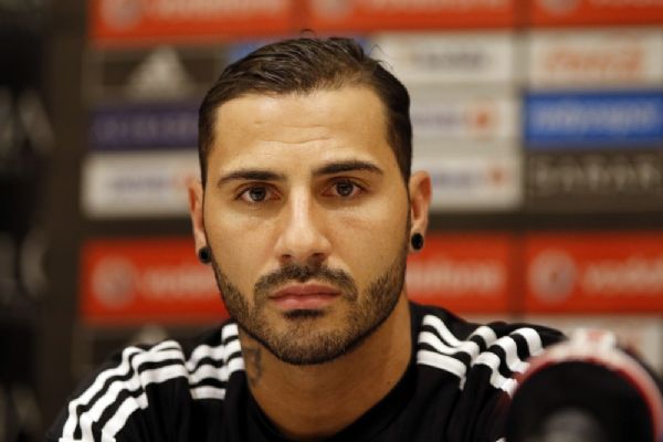 Beşiktaş, Quaresma ile sözleşmesini 3 yıl daha uzattı