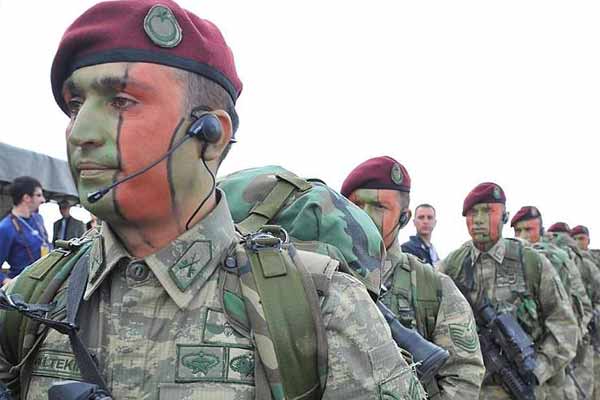 Bordo bereliler El Bab'a girdi
