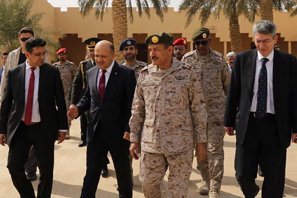 Milli Savunma Bakanı Işık Suudi Arabistan'da