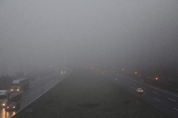 Bolu Dağı’nda ulaşıma sis engeli