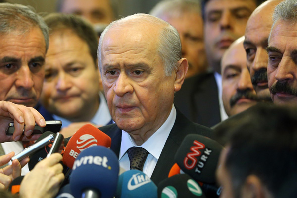 Bahçeli: Biz gidip anlatmazsak kimse evet demez