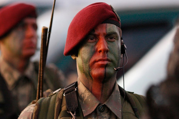 Sivil 'bordo bereli' geliyor