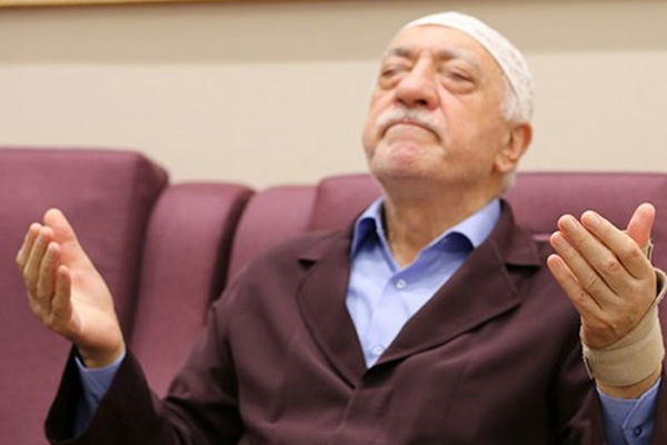 FETÖ'cülerin iadesi için 16 ülkeye 31 dosya gönderildi