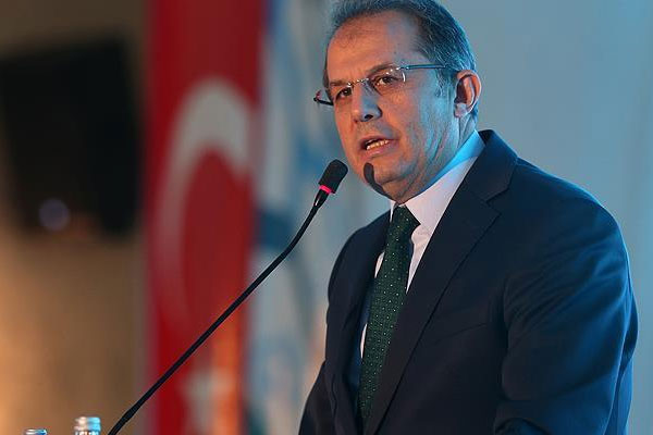 Van'da 190 kişi belediyedeki görevinden uzaklaştırıldı