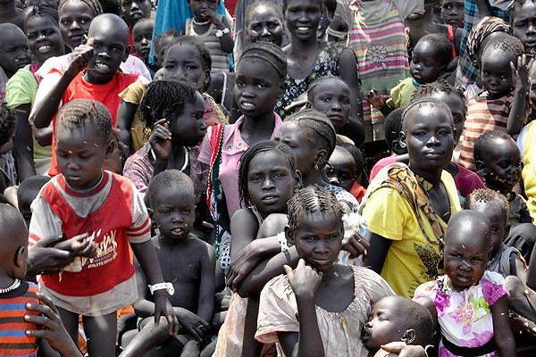 Dört yılda 1,5 milyon Güney Sudanlı komşu ülkelere kaçtı
