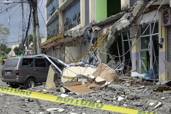 Filipinlerde 6.5 büyüklüğünde deprem: 15 ölü