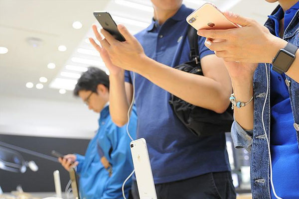 'Cep'te ihracat arttı, ithalat geriledi