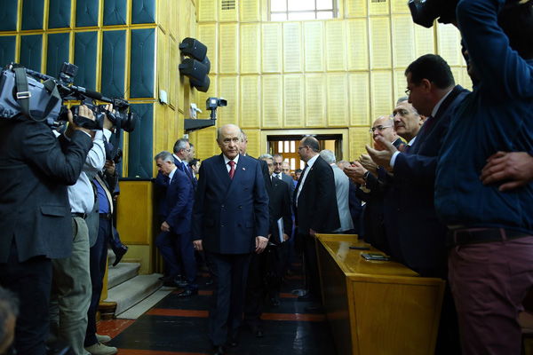 'Manipüle edilen MHP seçmenine özel önem verilecek'