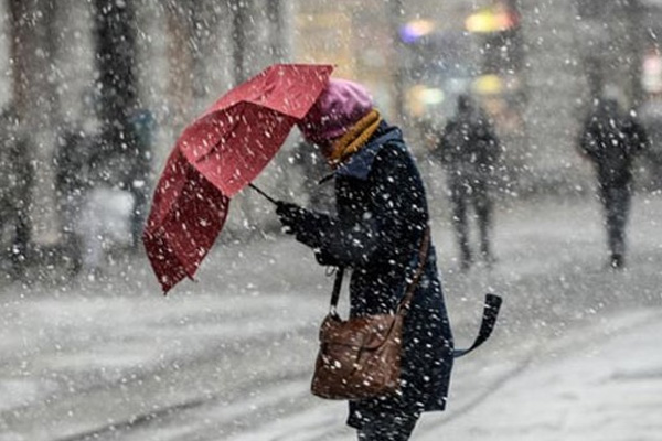 Meteoroloji İstanbul için saat verdi