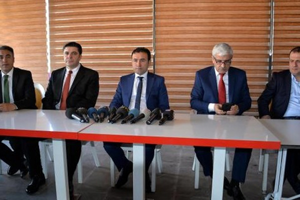 Diyarbakır'da PKK bağlantılı 110 işçi kovuldu