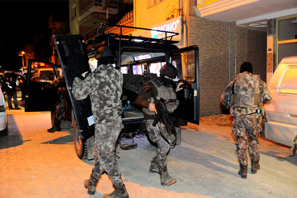 İzmir'de PKK operasyonu