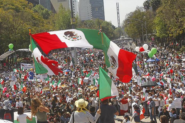 Meksika'da Trump karşıtı gösteri