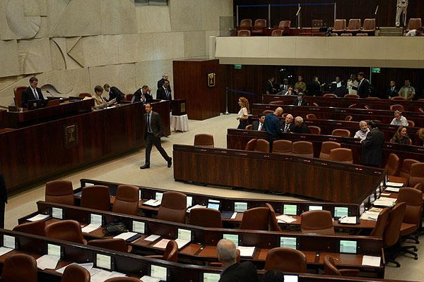 İsrail meclisi 'sabah ezanı yasağını' oylayacak