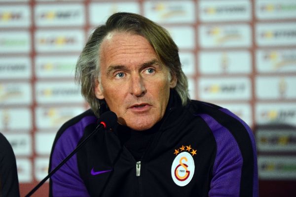 Galatasaray, Riekerink'i resmen yolladı