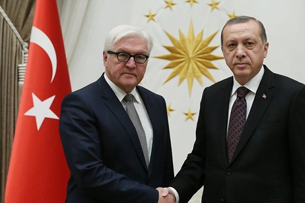 Erdoğan'dan Steinmeier'e tebrik telefonu