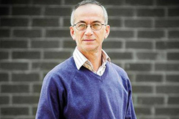 Akademide ihraçlara tepki istifası!