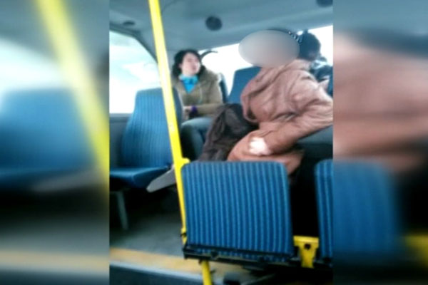 Bakan Kaya saldırıya uğrayan kızı aradı