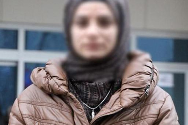 Başörtülü kıza saldıran kadın tutuklandı!