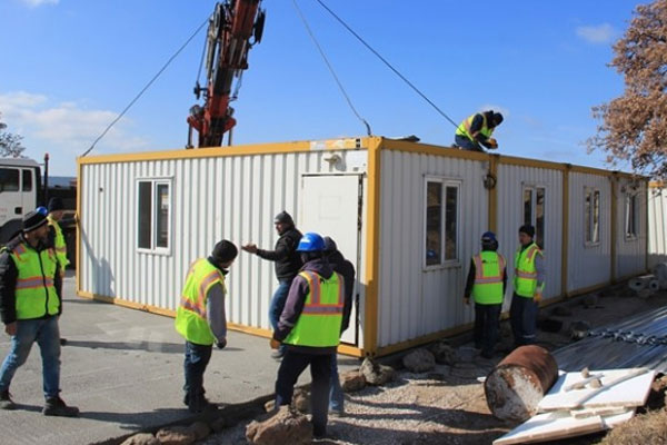 Deprem bölgesine konteyner okul