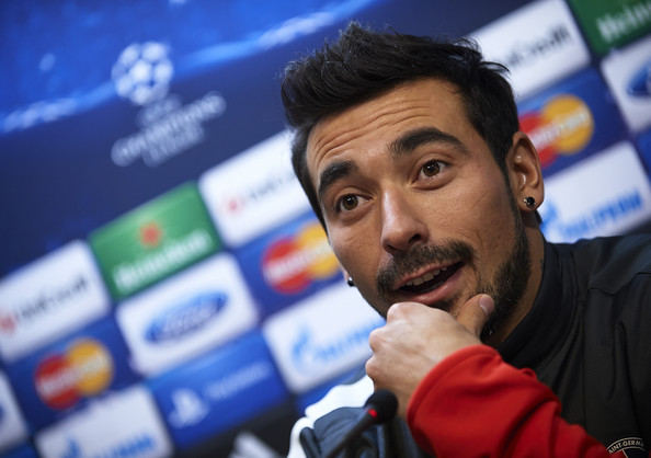 Çin'in servet ödediği futbolcu gol atamadı