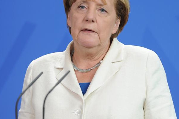 Merkel'in Suriyeli iddiası şaşkınlıkla karşılandı