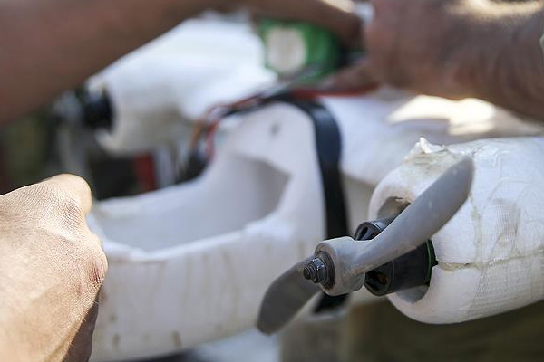 IŞİD'in İHA'ları yardımları engelliyor