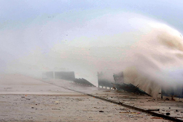 Batı Akdeniz'de fırtına uyarısı
