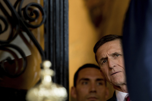 'Rusya' iddiaları üzerine istifa eden Flynn: Çizgiyi aşmadım