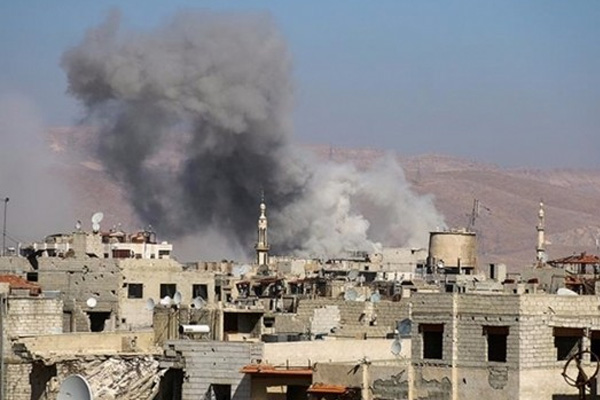 İdlib'de yerleşim yerine füze düştü