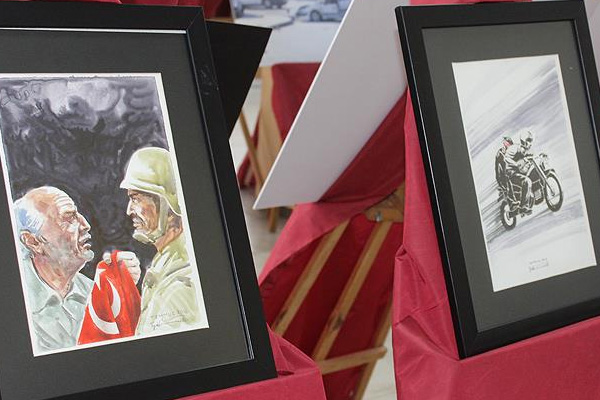 İranlı ressamın '15 Temmuz' sergisi açıldı
