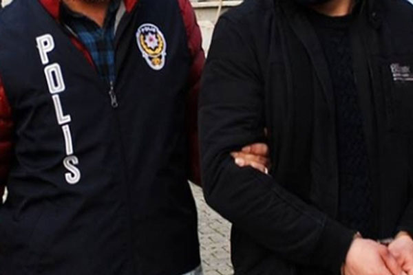 Kaymakam ve eşine FETÖ gözaltısı