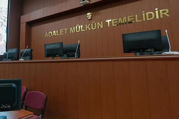 Çaldıkları soruları deneme sınavlarıyla ezberletmişler