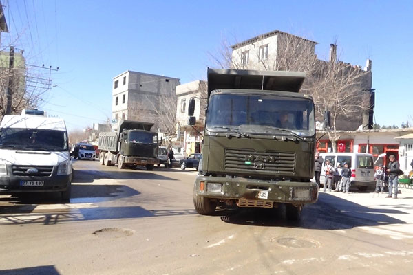 Sınır hattında askeri hareketlilik