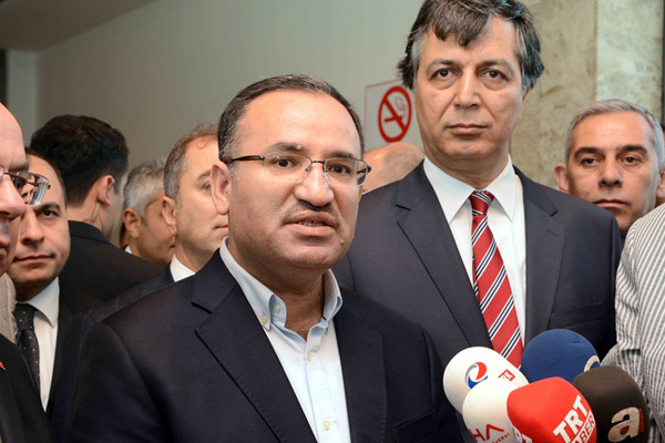 Bozdağ'dan o iddialara yanıt:  Varsa görevi bırakırım