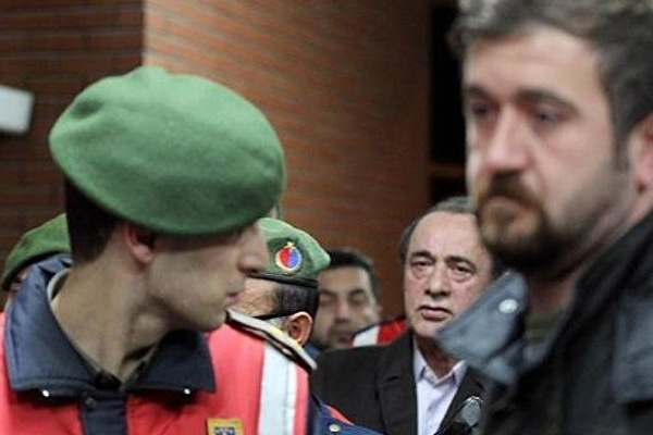 Çakıcı, Acil Servis'te