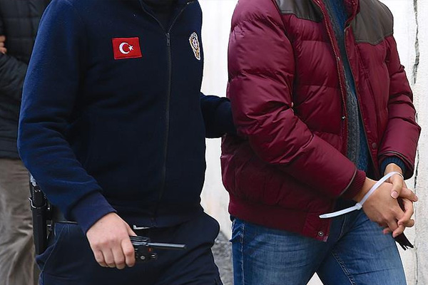 FETÖ operasyonunda 7 akademisyen tutuklandı