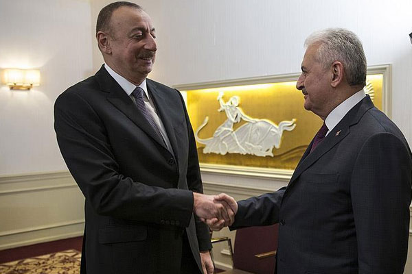 Başbakan Yıldırım Aliyev ile görüştü