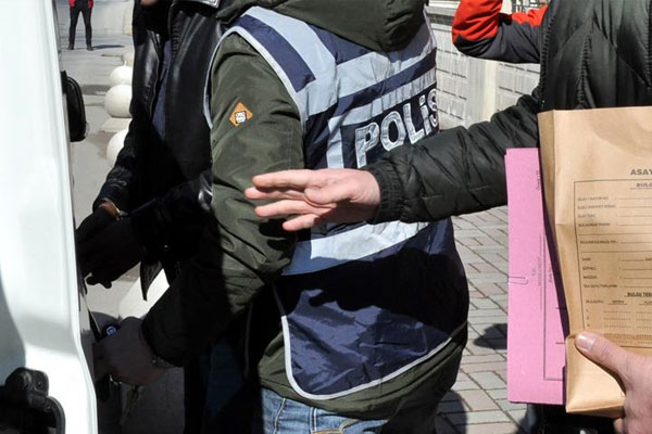 4 ilde 'arananlara' operasyon: 164 gözaltı