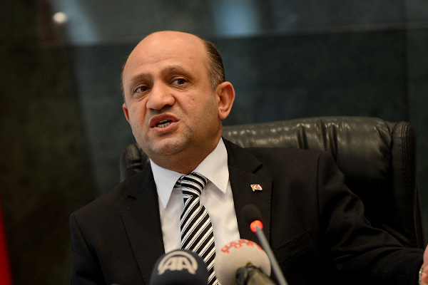 Fikri Işık'a soruldu: Referandum süreci Suriye politikanızı etkiler mi?