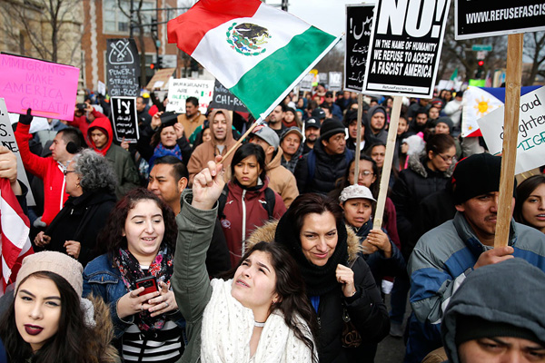 İspanya'dan Avrupa: Sığınmacılara sınırları açın