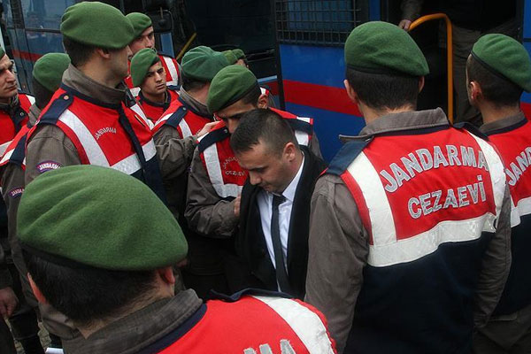 Kırklareli'nde 81 sanık FETÖ'den hakim karşısında